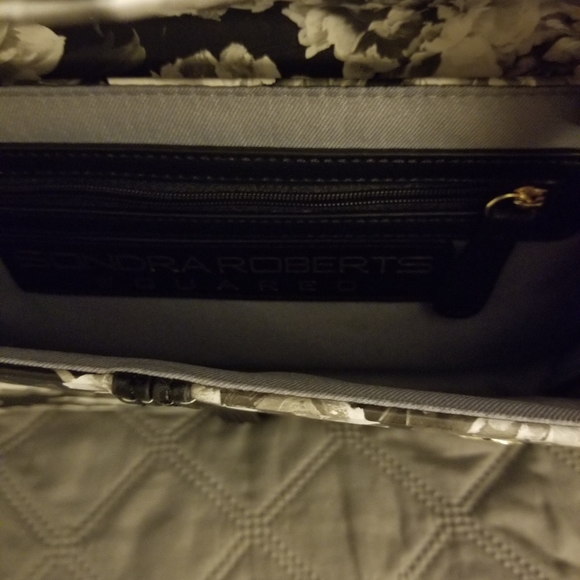 Ladies Crossbag New - Picture 6 of 8